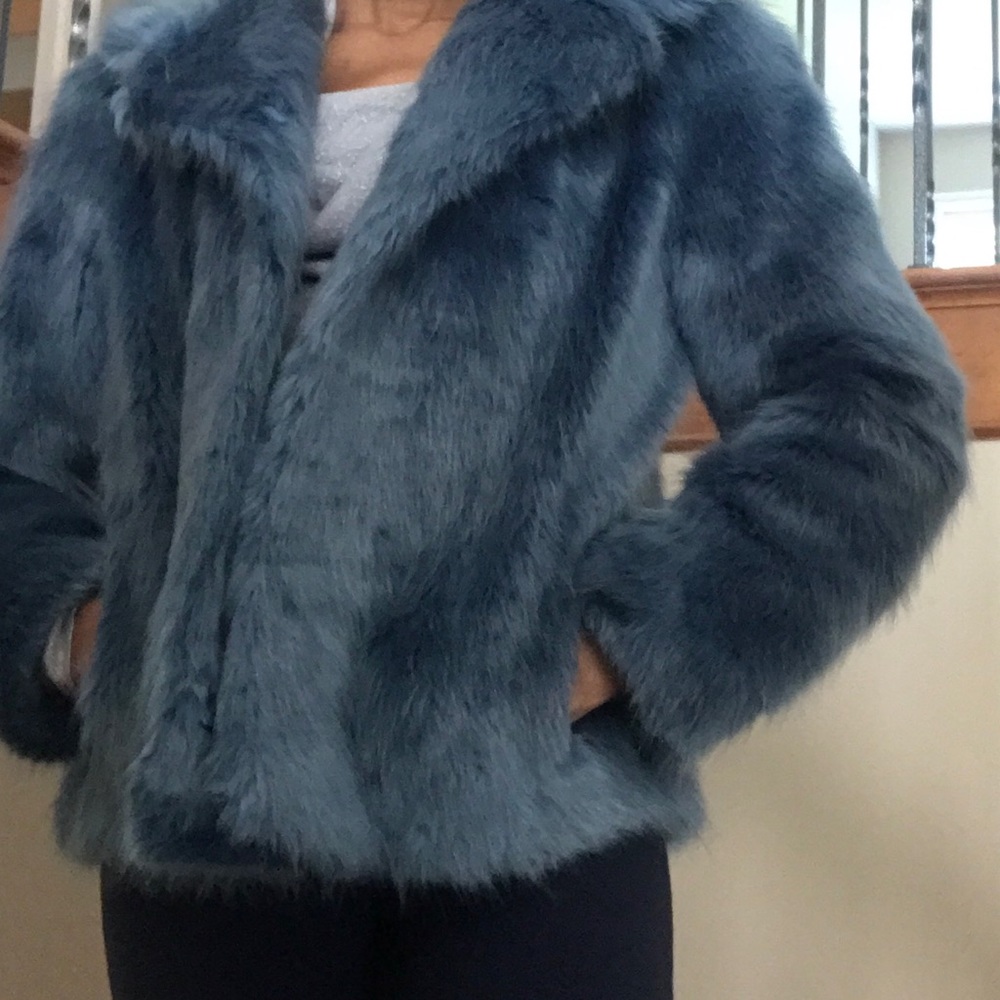 Blue Luxe Faux fur Jacket - Picture 2 of 6